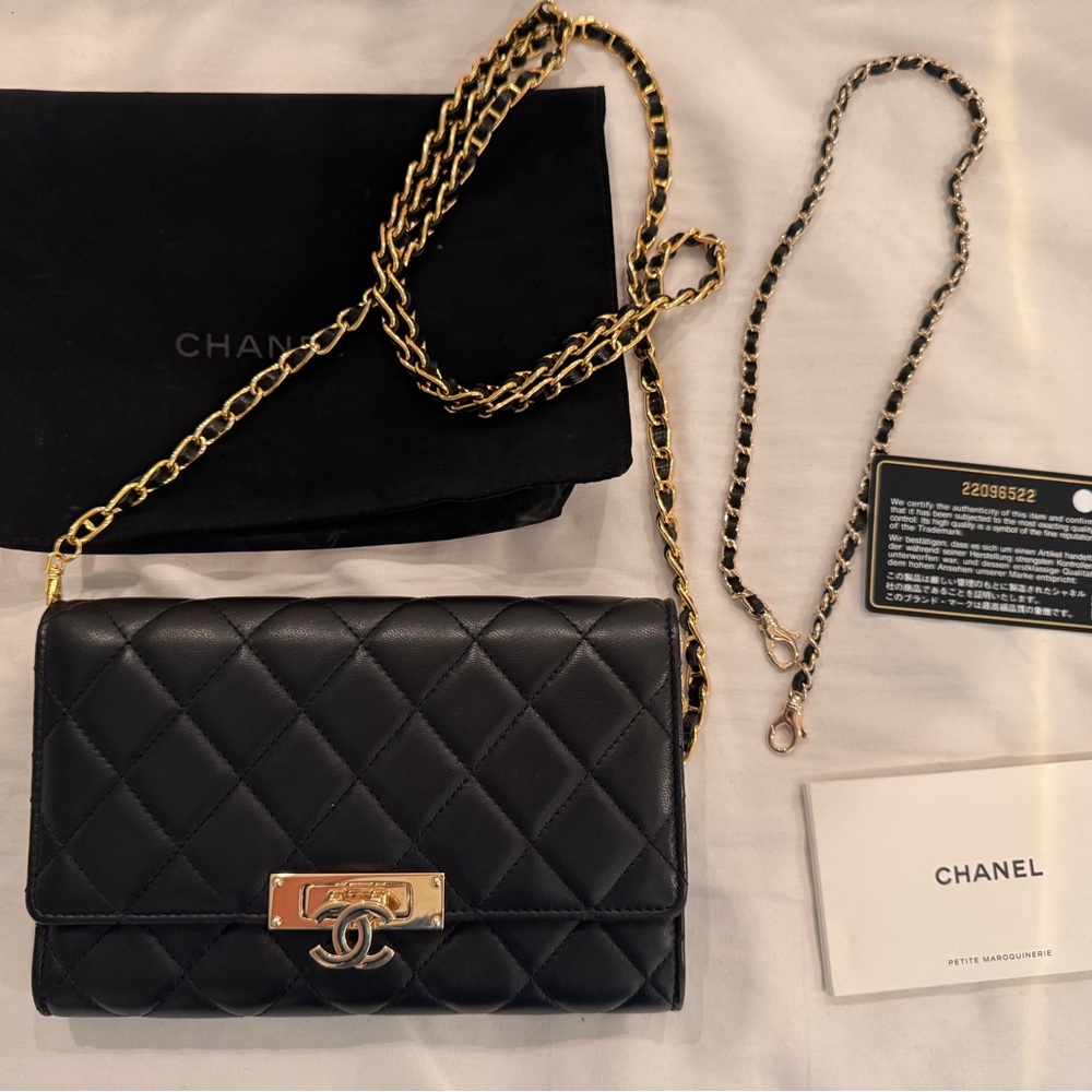 Authentic CHANEL Golden Class lambskin wallet on chain clutch black gold